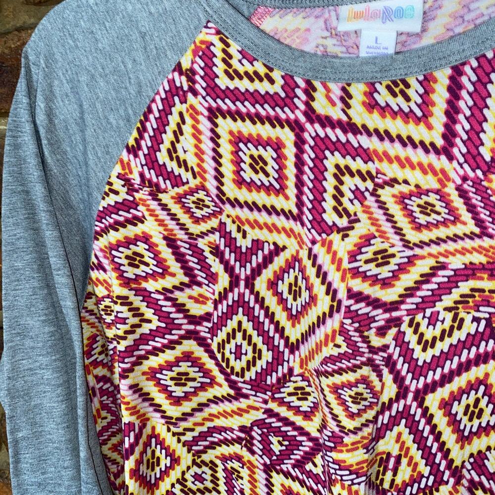 LuLaRoe Multicolored Geometric Long Sleeve Top Women's Size Large - Picture 2 of 5